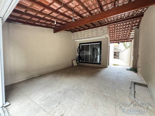 #0438 - Casa para Venda em Praia Grande - SP - 1