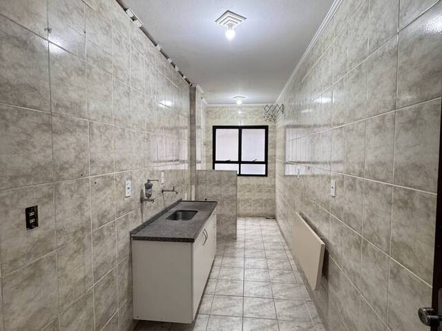 #7595 - Apartamento para Venda em Praia Grande - SP - 2