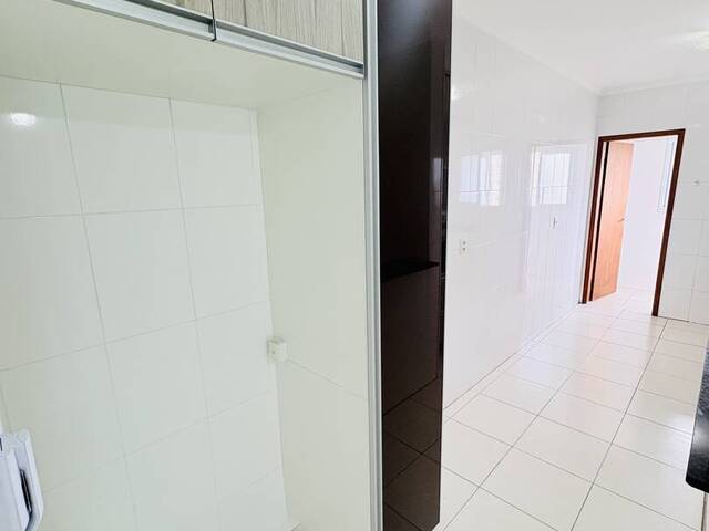 Apartamento para Venda em Praia Grande - 4