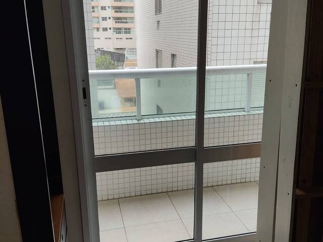 #3011 - Apartamento para Venda em Praia Grande - SP - 2
