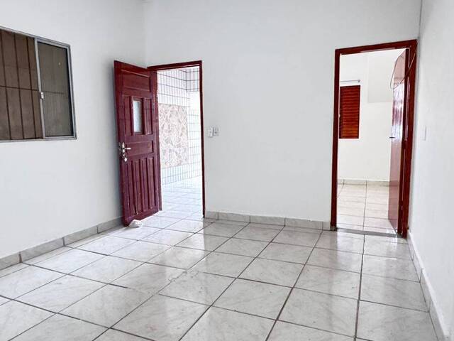 Casa para Locação em Praia Grande - 4