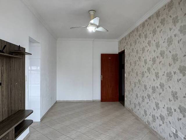 Apartamento para Venda em Praia Grande - 4