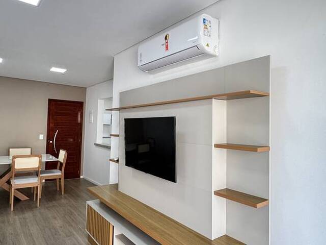 Apartamento para Venda em Praia Grande - 5
