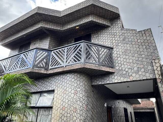 #7013 - Casa para Locação em Praia Grande - SP - 2