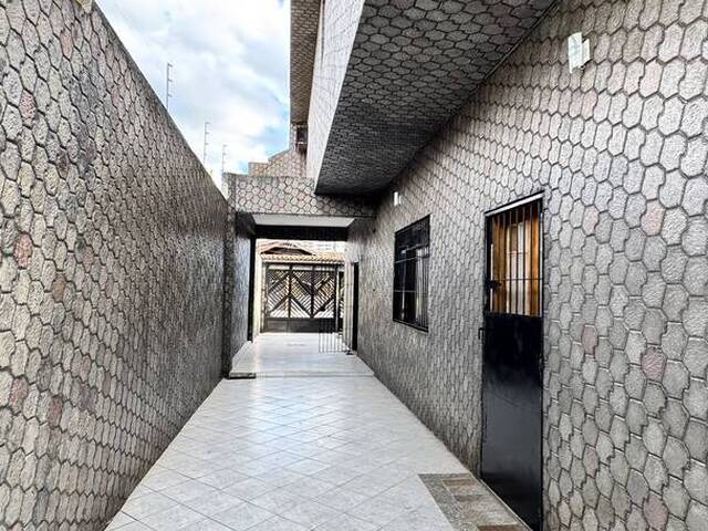 Casa para Locação em Praia Grande - 5