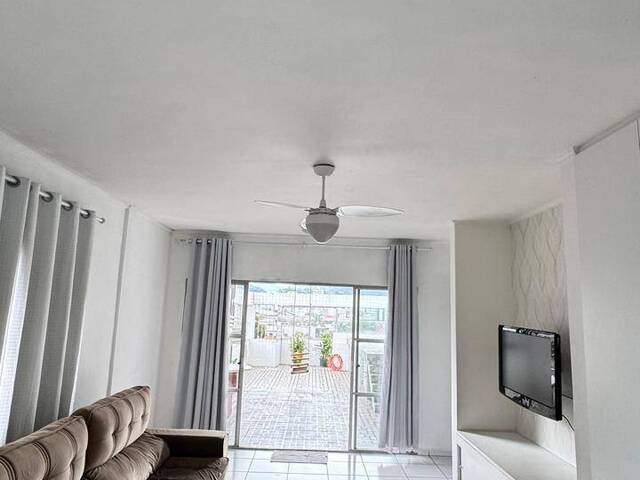 #7045 - Apartamento para Venda em Praia Grande - SP