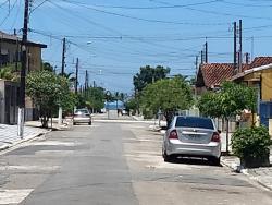 #7330 - Casa para Venda em Praia Grande - SP