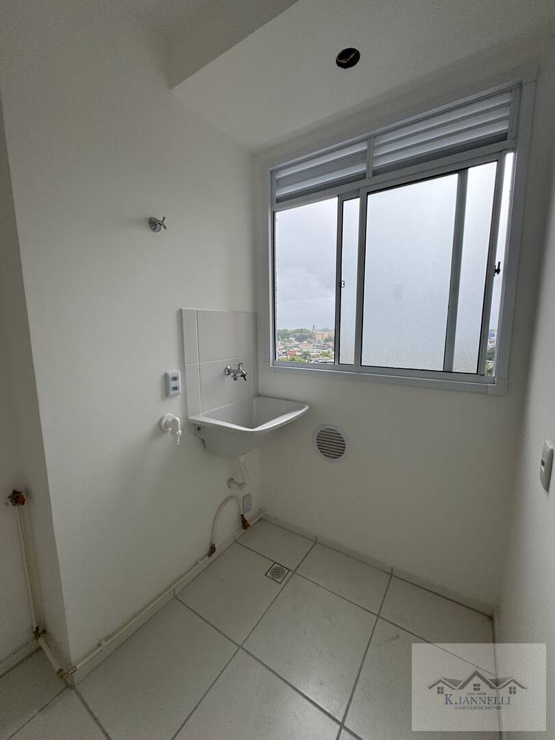 Apartamento para alugar com 2 quartos, 42m² - Foto 11