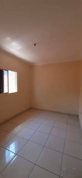 Casa para alugar com 2 quartos, 70m² - Foto 4