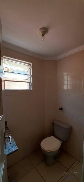 Casa para alugar com 2 quartos, 70m² - Foto 12