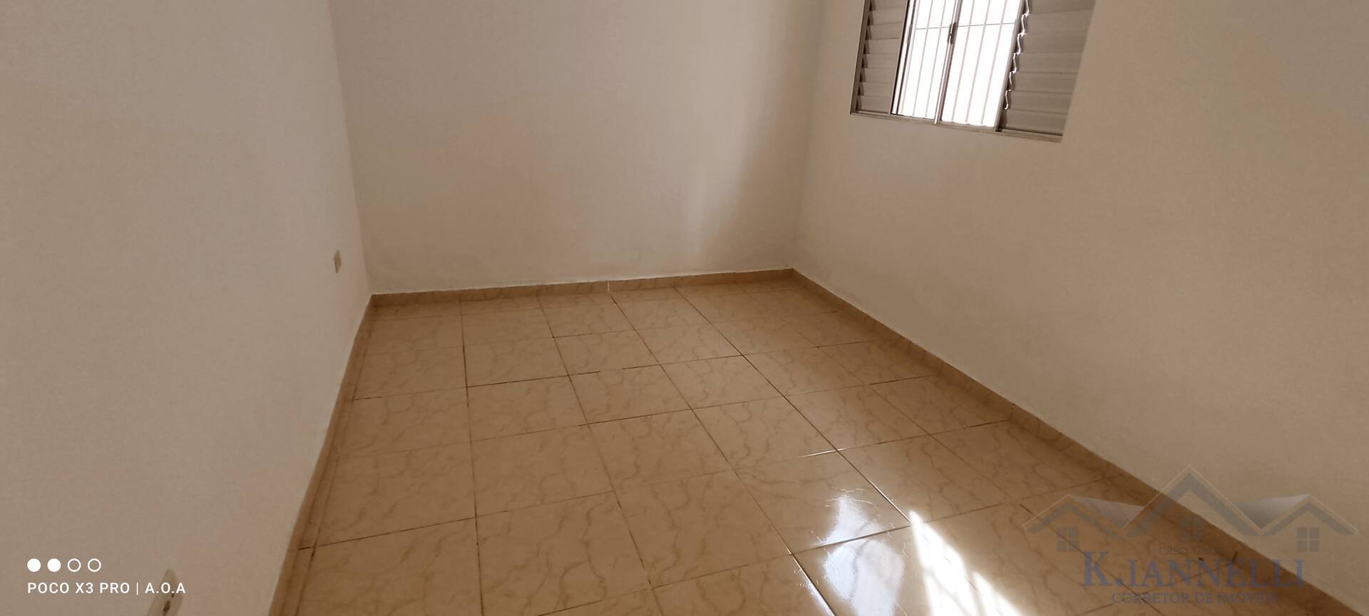 Casa para alugar com 2 quartos, 100m² - Foto 8