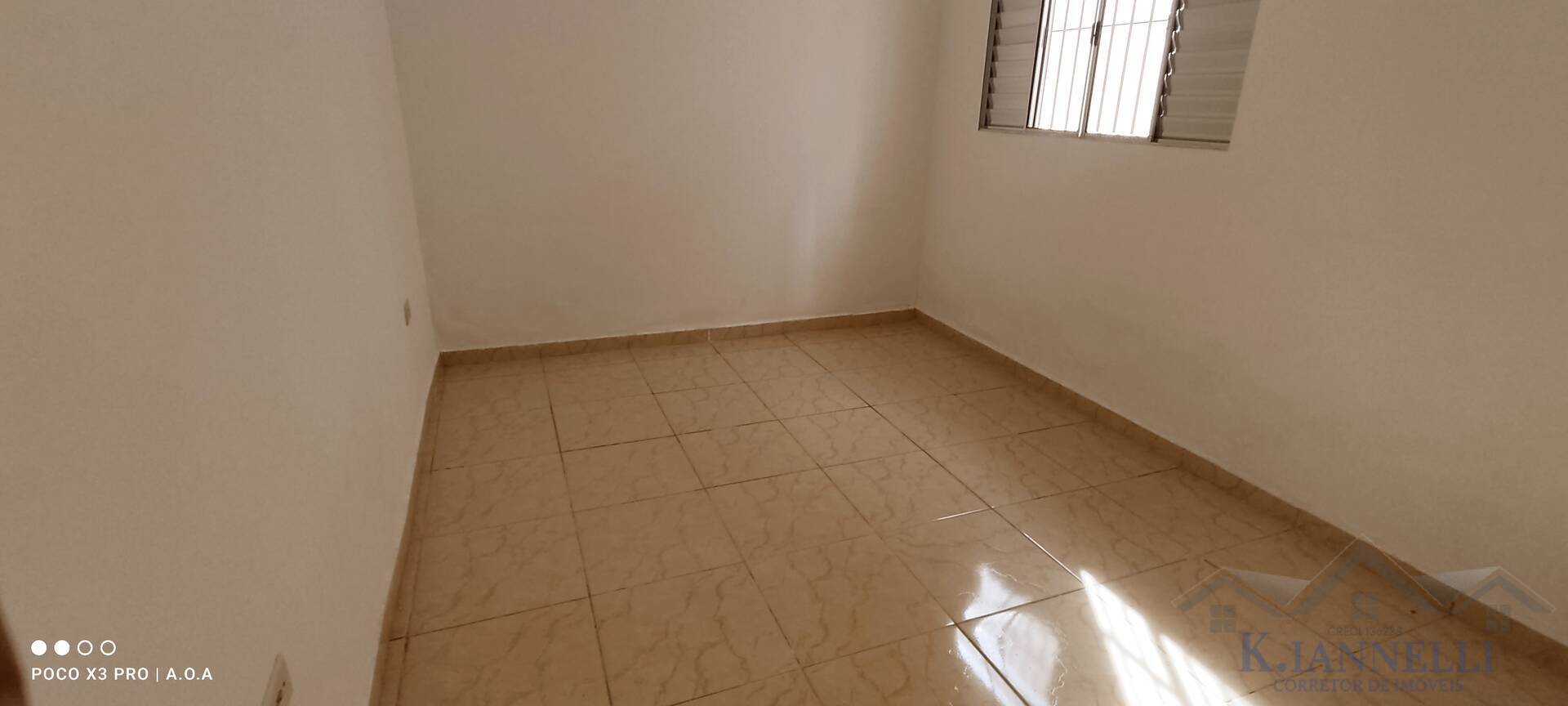 Casa para alugar com 2 quartos, 100m² - Foto 11