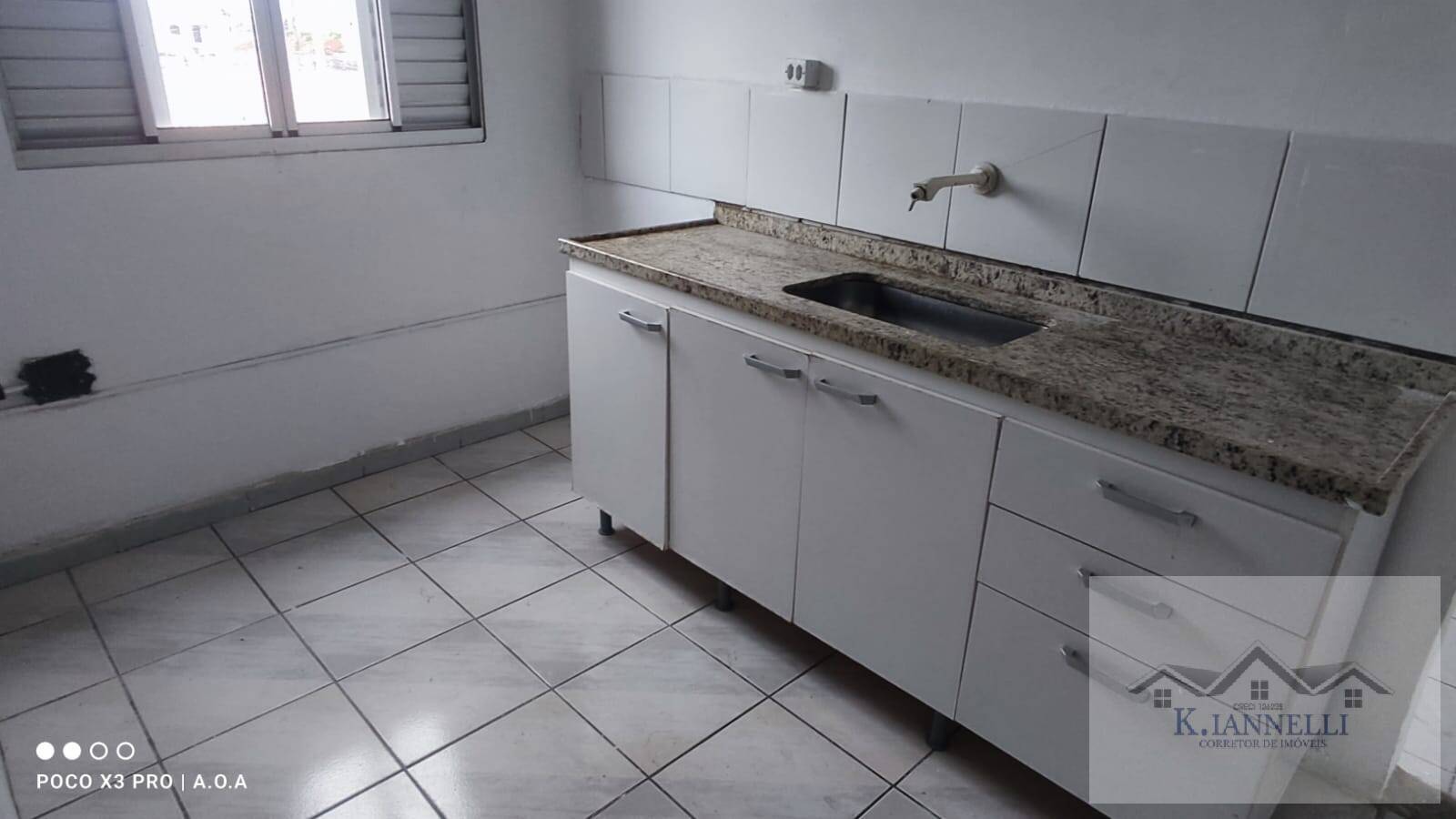 Casa para alugar com 2 quartos, 80m² - Foto 6