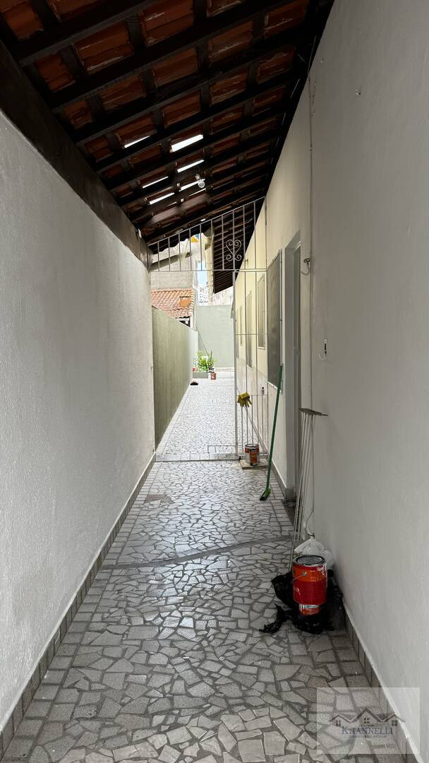 Casa para alugar com 2 quartos, 80m² - Foto 11