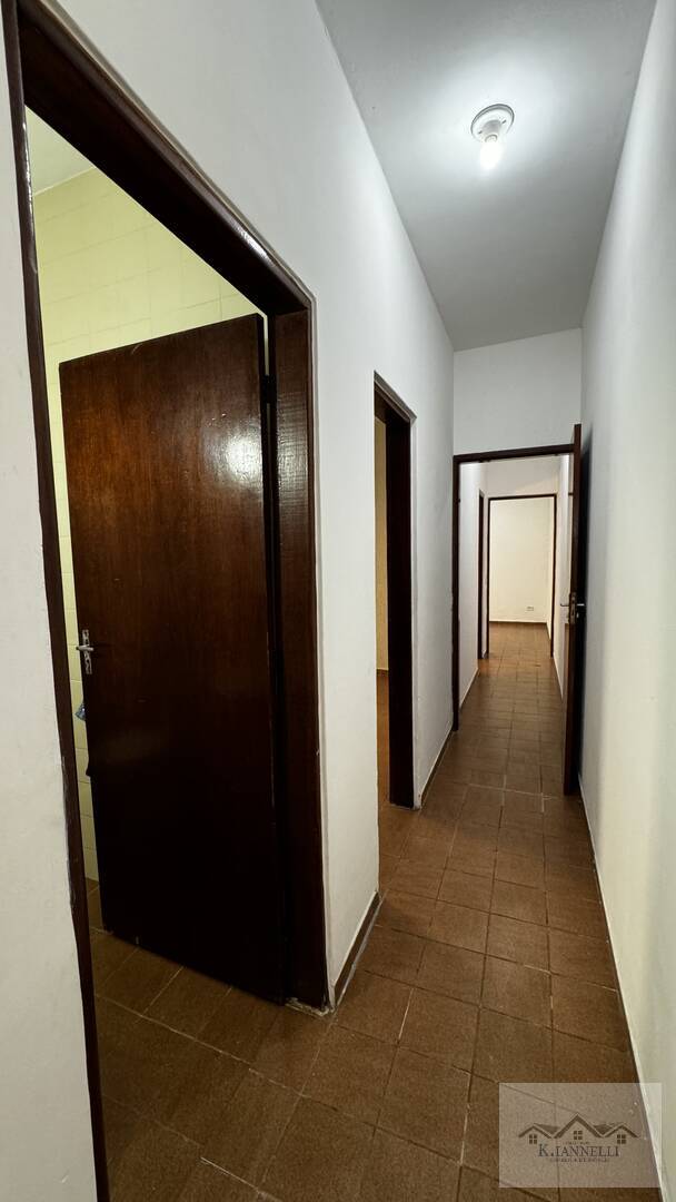 Casa para alugar com 2 quartos, 80m² - Foto 6