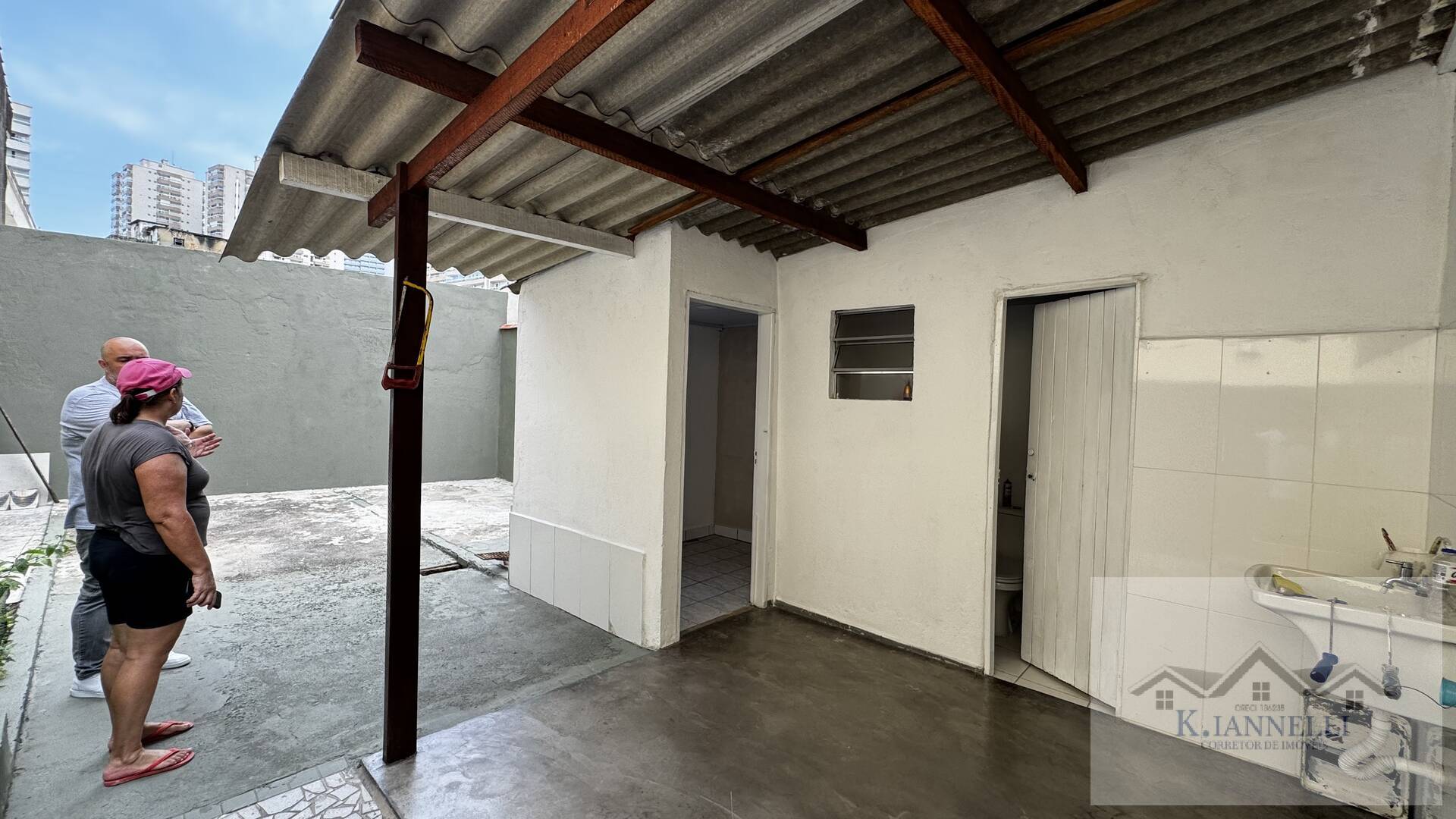 Casa para alugar com 2 quartos, 80m² - Foto 12