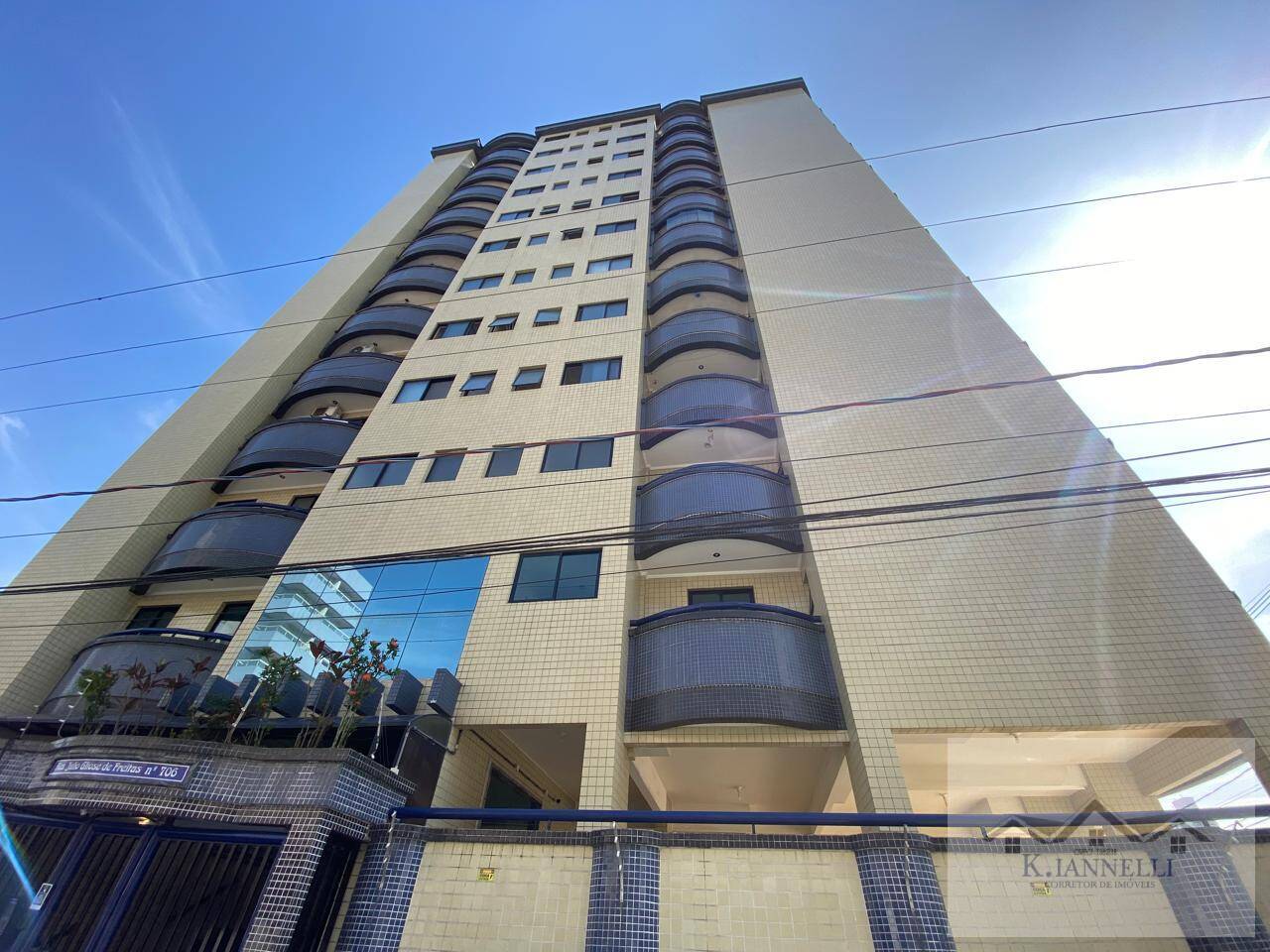 Apartamento 2 Dormitorios suite Bairro Guilhermina Praia Grande