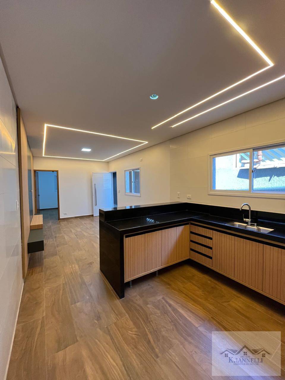 Casa Geminada Próxima à Praia - R$680.000,00 - 87m², 2 Dorms 1 Suite Ocian