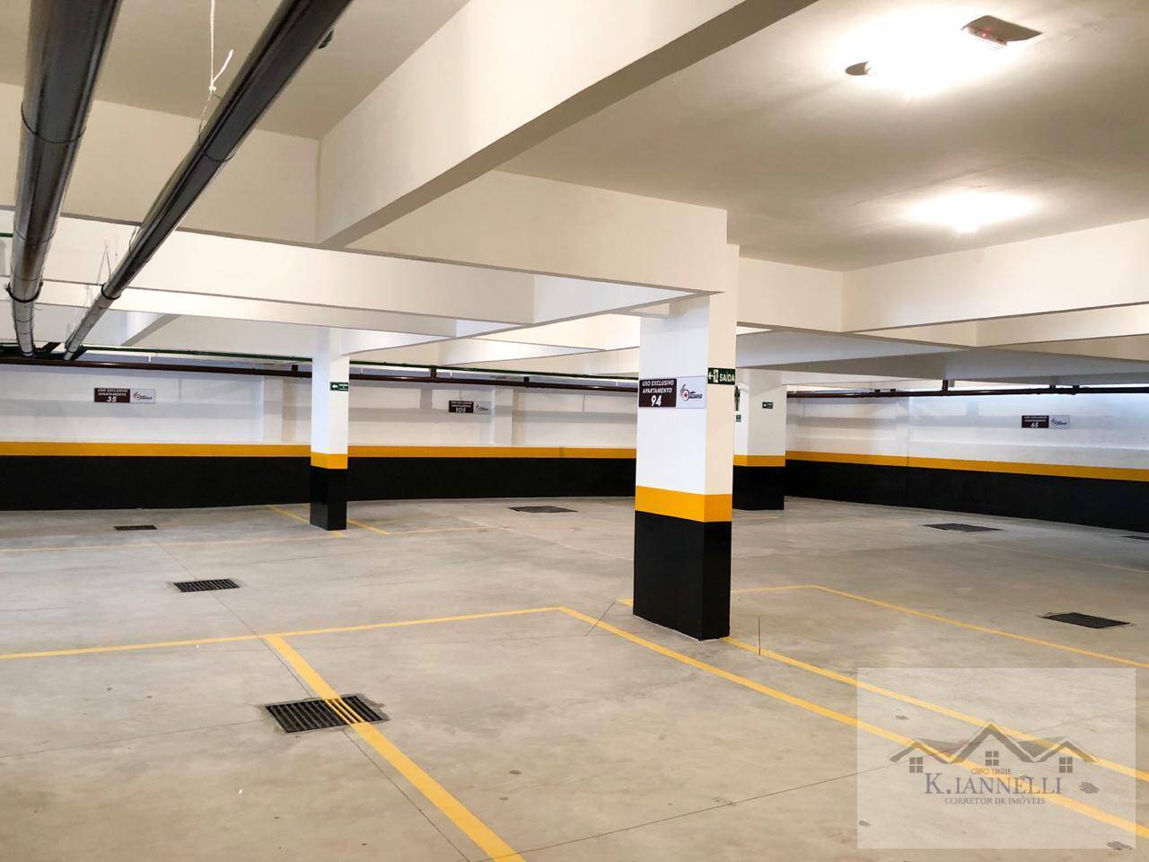 Apartamento para alugar com 3 quartos, 121m² - Foto 27