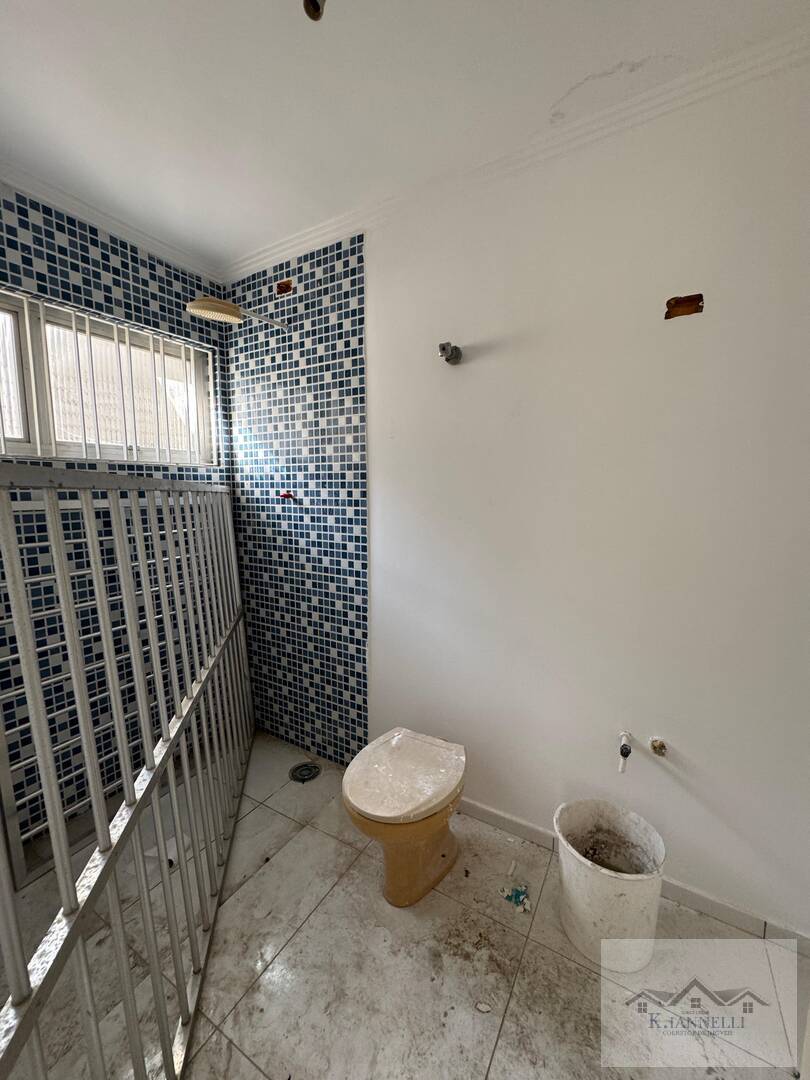 Casa para alugar com 2 quartos, 128m² - Foto 8