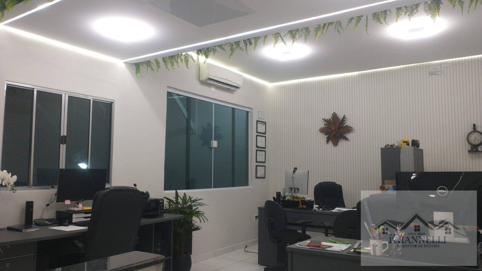 Depósito-Galpão-Armazém à venda, 250m² - Foto 19