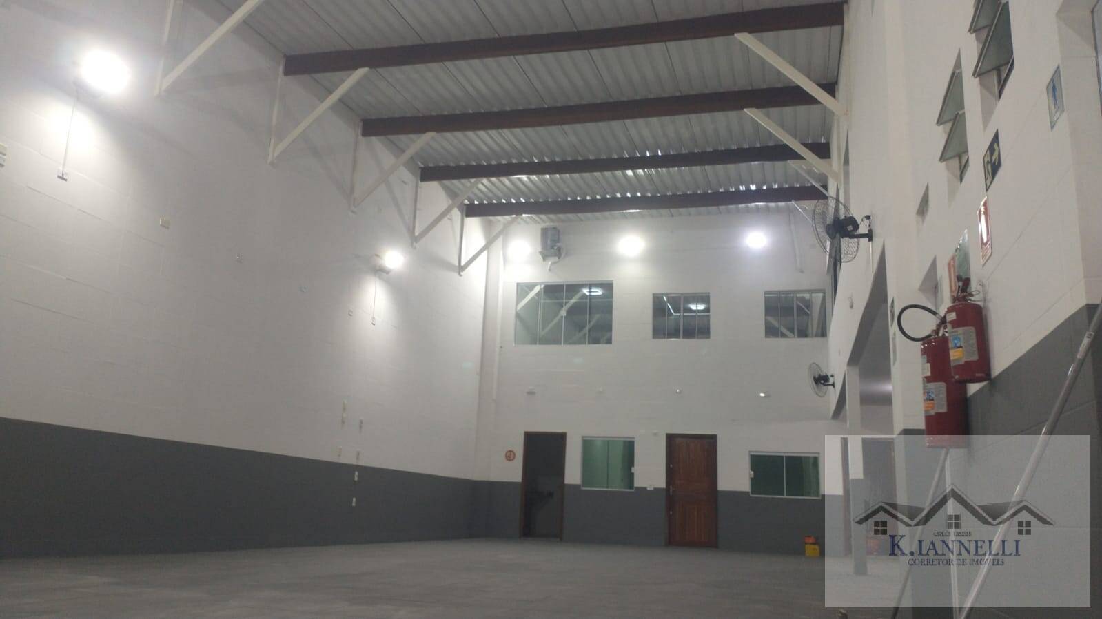 Depósito-Galpão-Armazém à venda, 250m² - Foto 18
