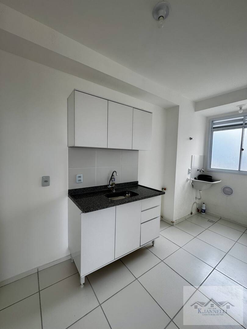 Apartamento para alugar com 2 quartos, 42m² - Foto 12