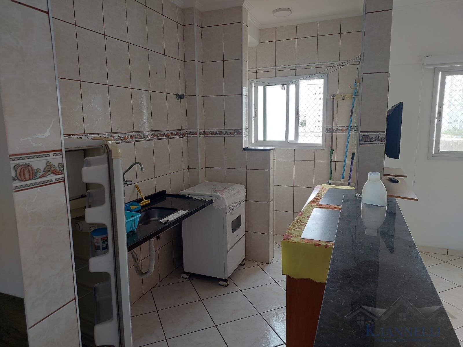 Apartamento para alugar com 1 quarto, 50m² - Foto 14