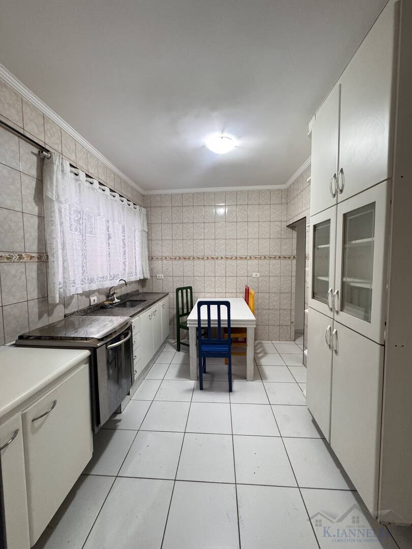 Apartamento para alugar com 3 quartos, 124m² - Foto 25