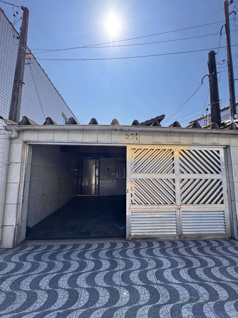 Casa para alugar com 2 quartos, 92m² - Foto 1
