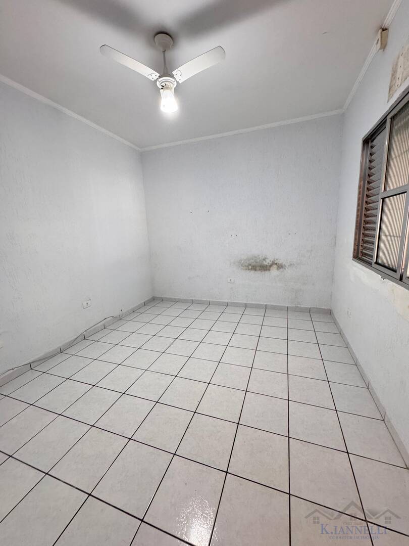 Casa para alugar com 2 quartos, 92m² - Foto 5