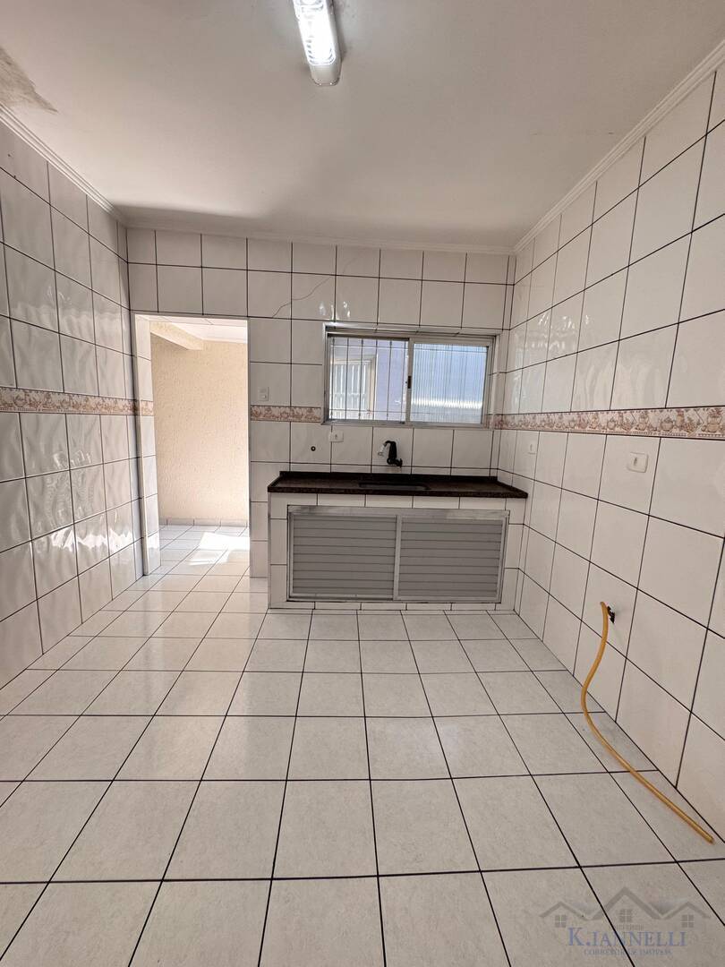 Casa para alugar com 2 quartos, 92m² - Foto 10