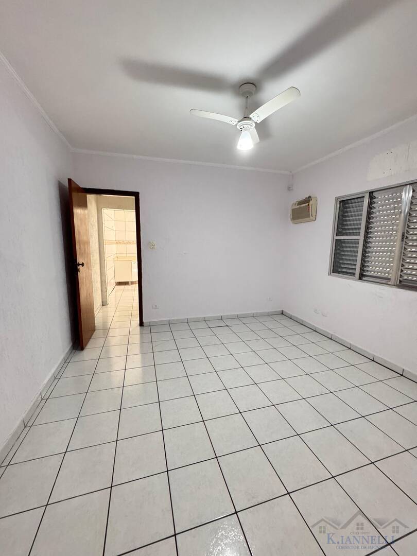 Casa para alugar com 2 quartos, 92m² - Foto 13