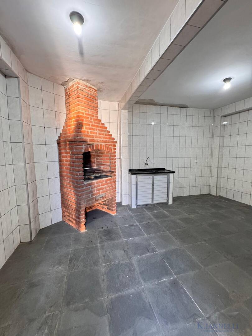 Casa para alugar com 2 quartos, 92m² - Foto 18