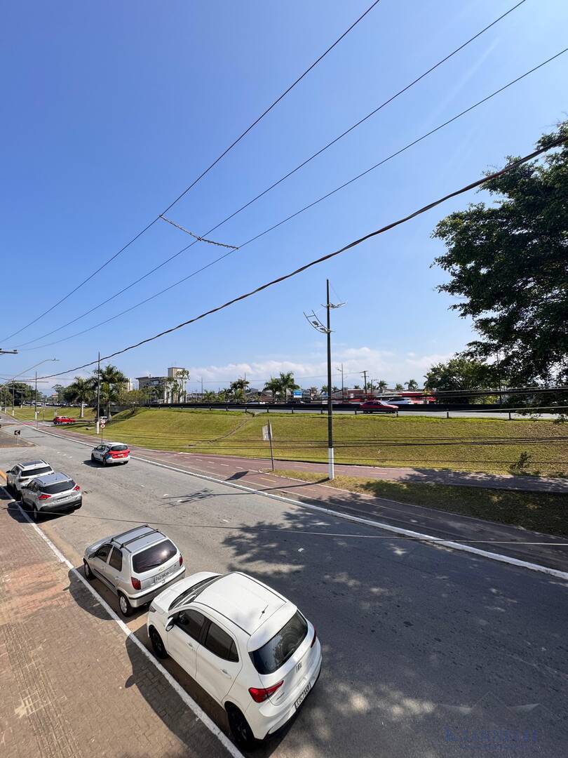 Casa para alugar com 2 quartos, 92m² - Foto 21