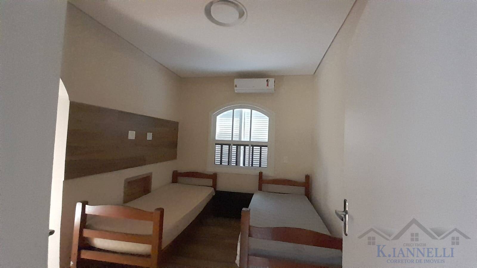 Casa, 3 quartos, 275 m² - Foto 26