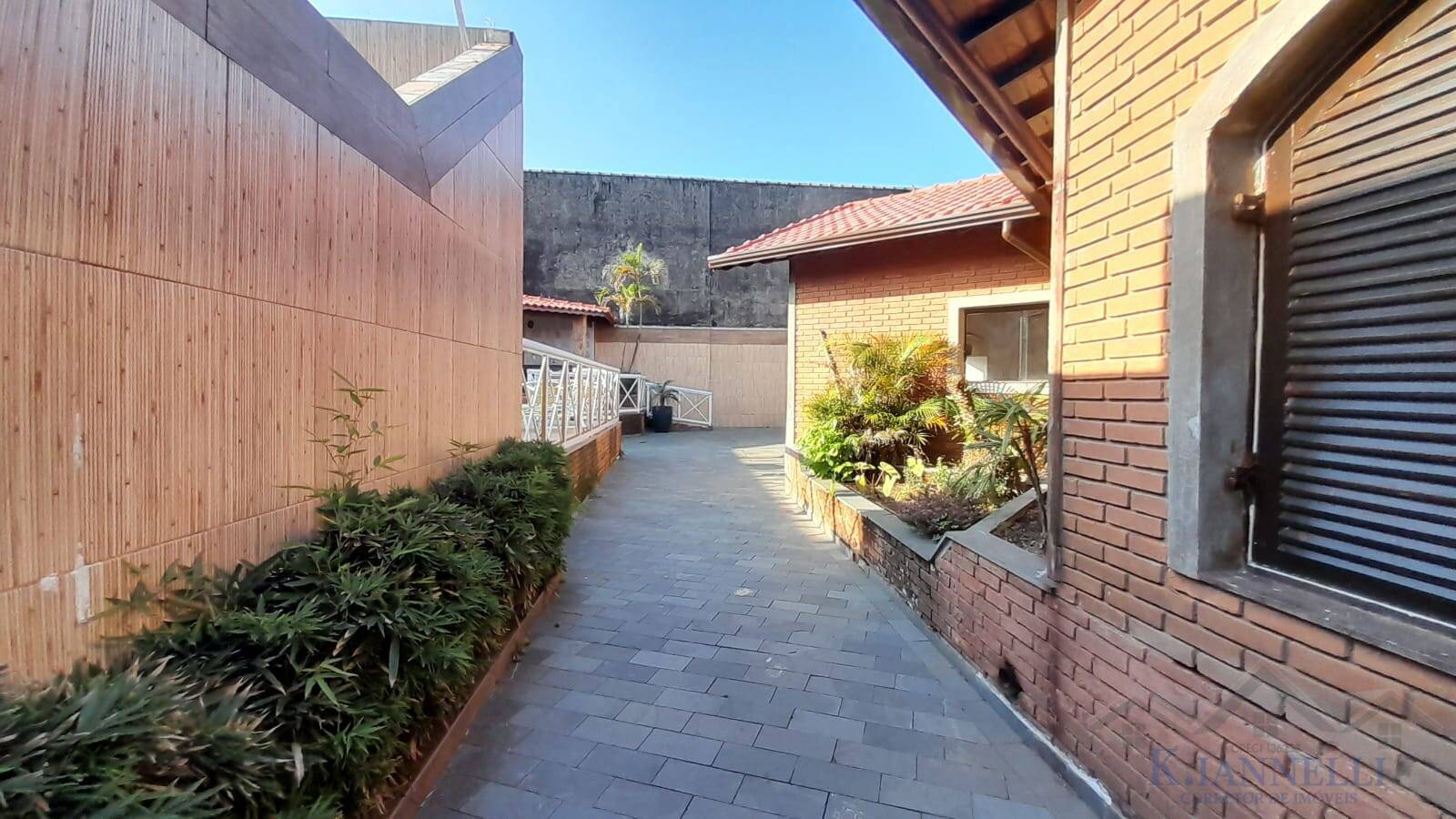 Casa, 3 quartos, 275 m² - Foto 43