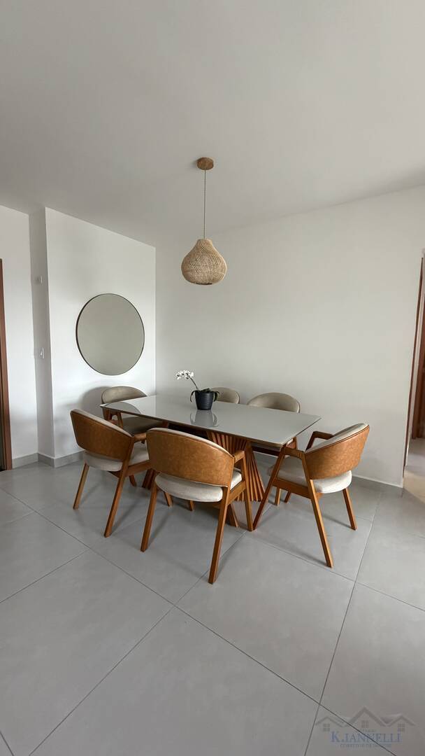 Apartamento 100% Mobiliado - 2 Dormitórios + 2 Vagas de Garagem