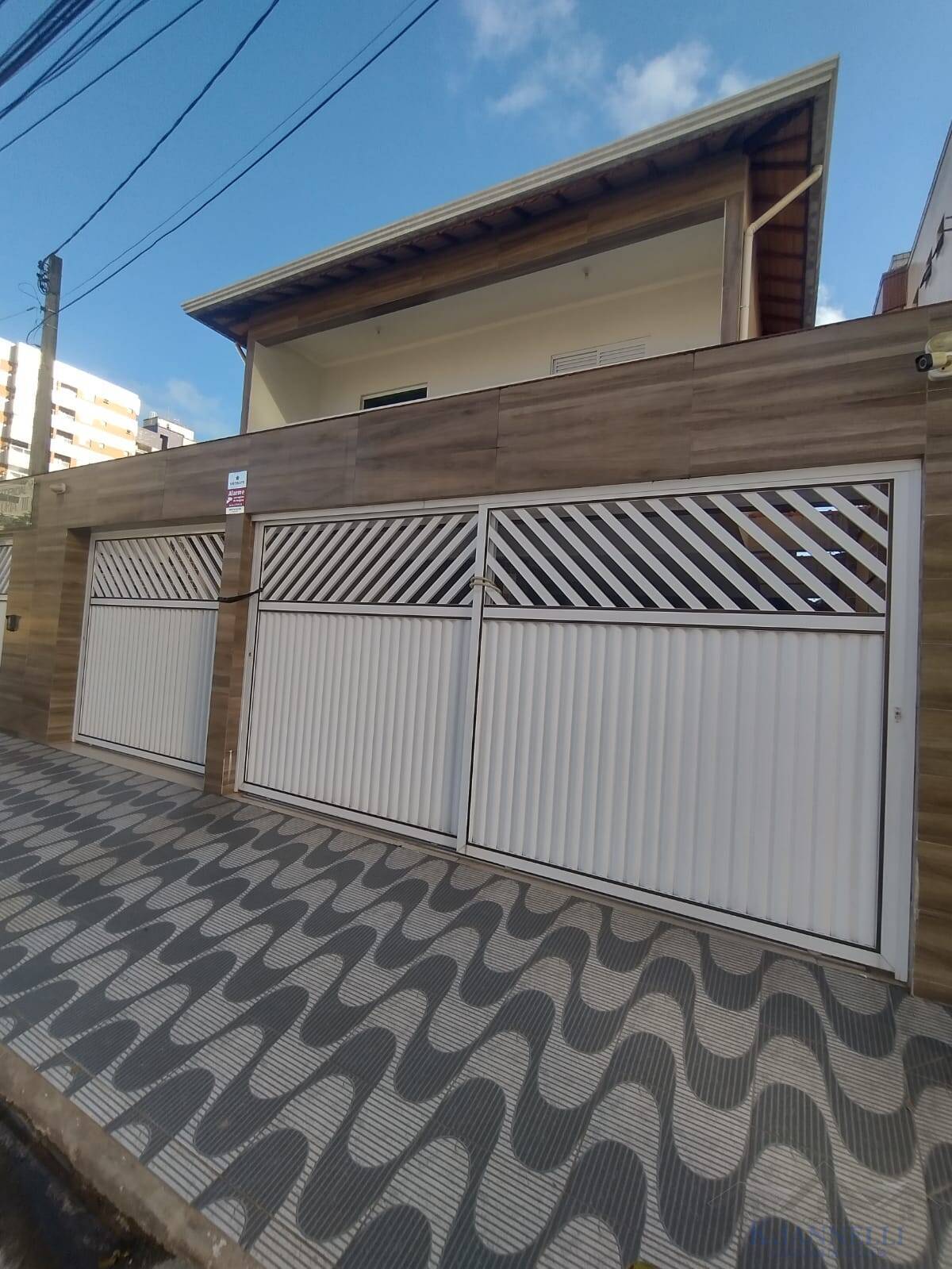 Casa, 3 quartos, 131 m² - Foto 2