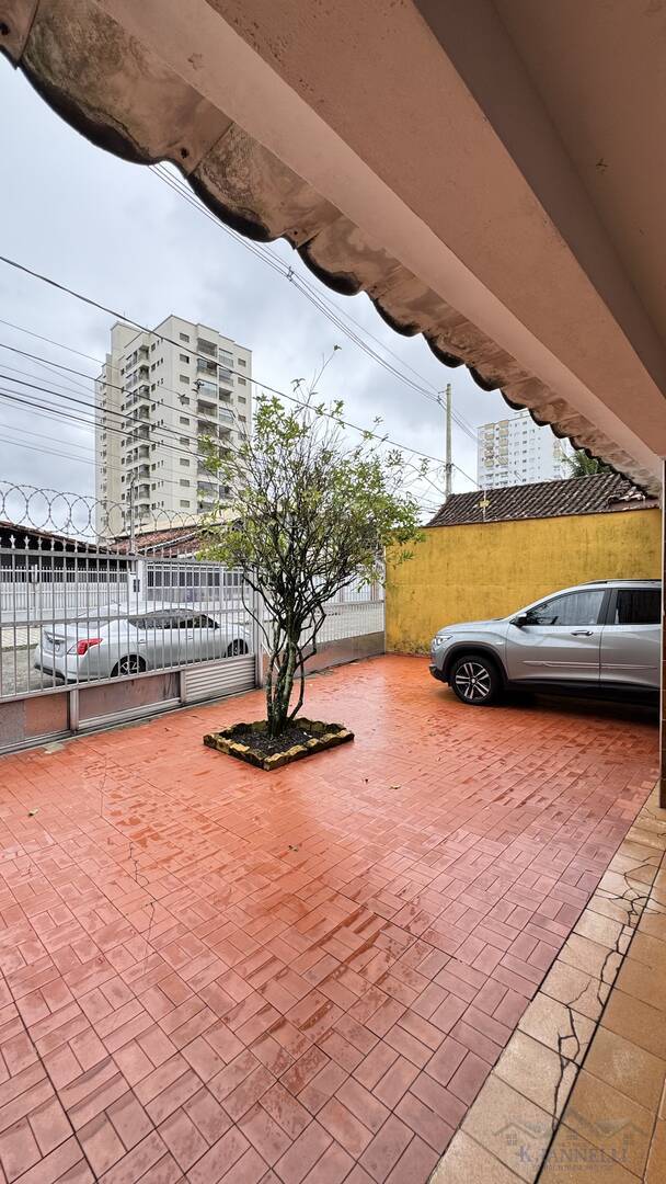 Casa Á Venda na Aviação.3 Dormitório 1 Suíte . Edícula . Praia Grande SP.